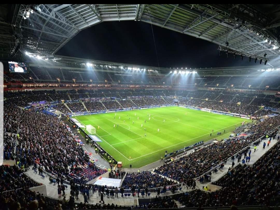 Studio Arena - Groupama Stadium Lyon Meyzieu Luaran gambar
